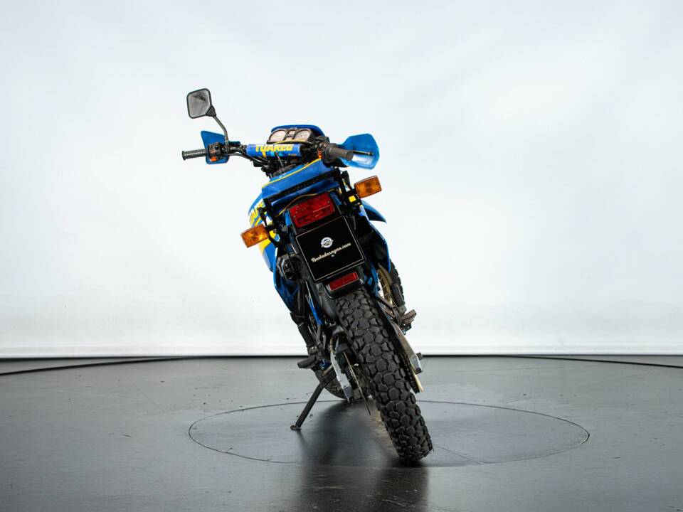 Image 3/50 of Aprilia DUMMY (1987)