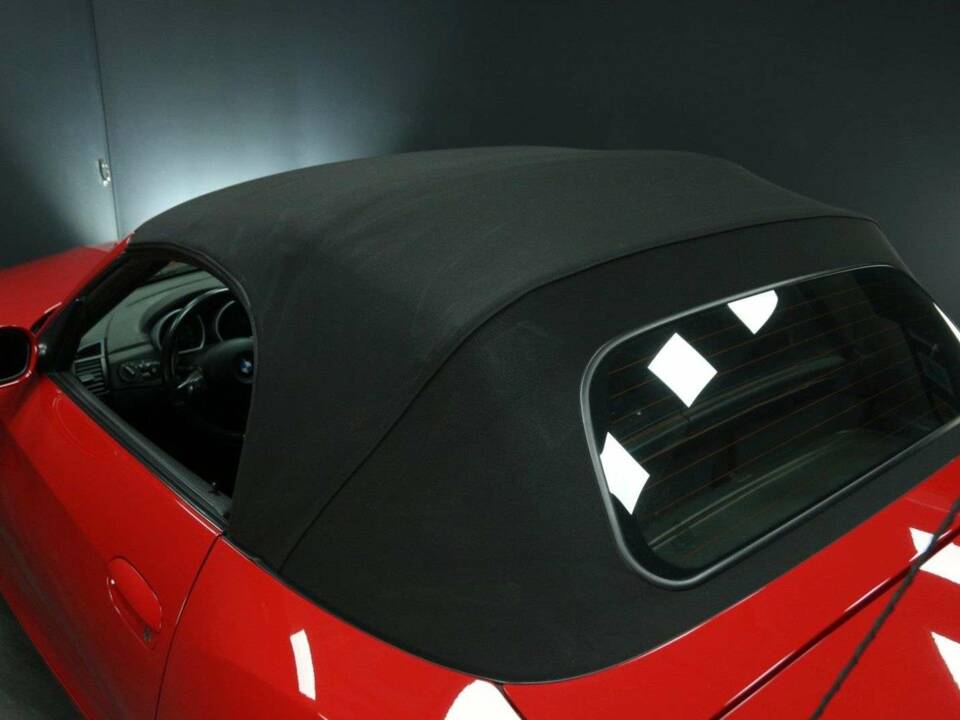 Image 32/50 of BMW Z4 M Roadster (2006)