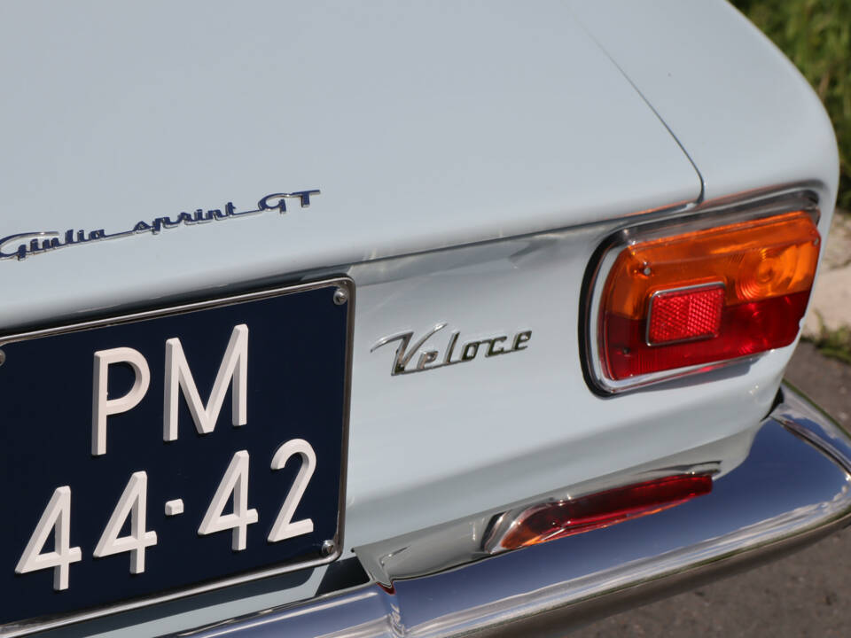 Image 46/50 of Alfa Romeo Giulia 1600 Sprint GT Veloce (1967)