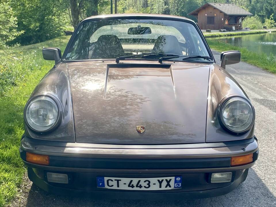 Bild 3/8 von Porsche 911 Carrera 3.2 (1984)