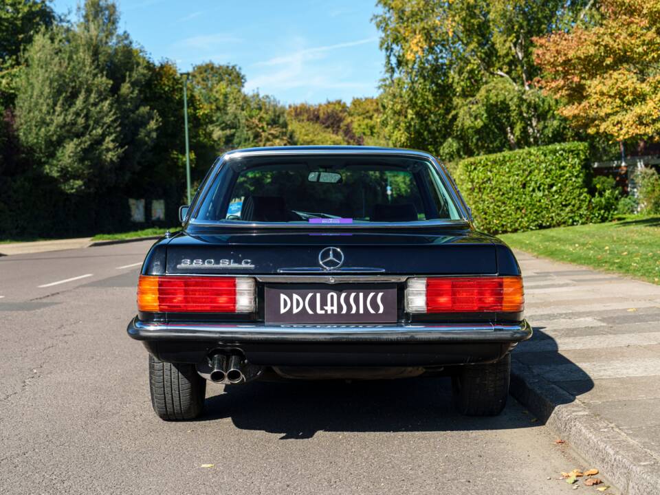 Image 6/26 of Mercedes-Benz 380 SLC (1981)