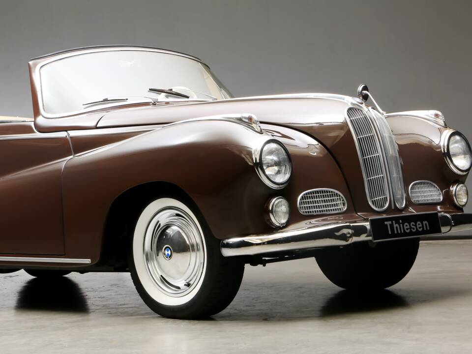 Image 13/26 of BMW 502 Autenrieth (1955)