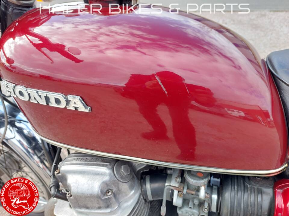 Image 24/45 of Honda CB 750 Four (1976)
