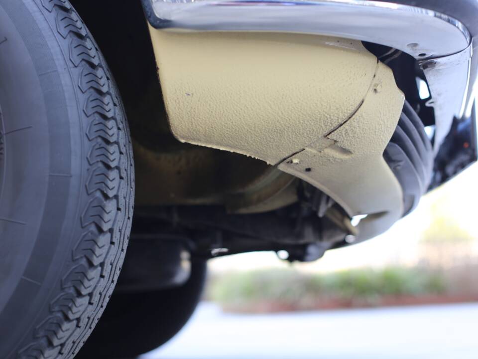 Bild 68/76 von Mercedes-Benz 280 SE (1977)