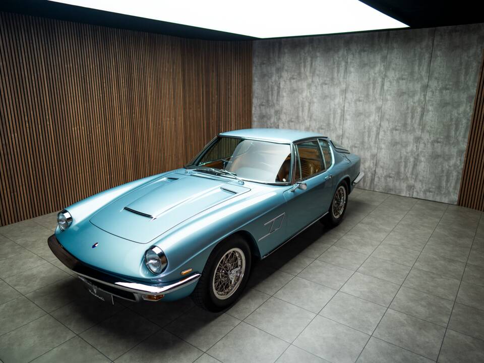 Image 15/97 of Maserati Mistral 3700 (1965)