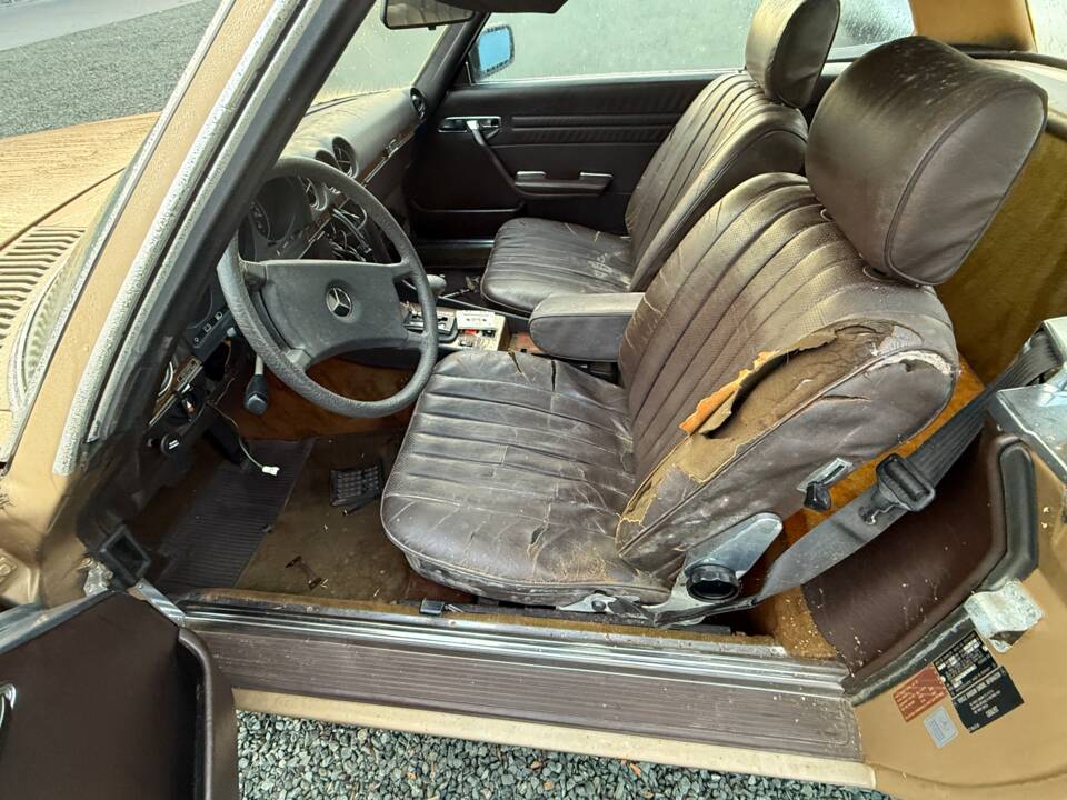 Image 8/10 de Mercedes-Benz 380 SL (1983)