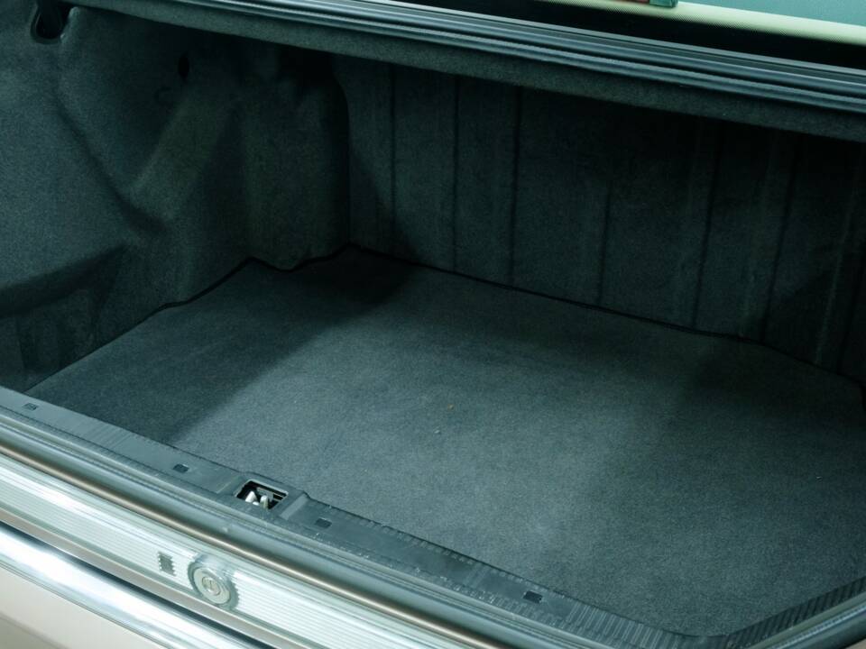 Bild 18/50 von Mercedes-Benz S 280 (1994)