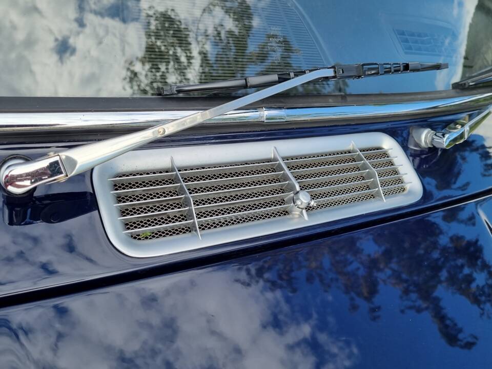 Immagine 10/29 di Jaguar XJ 6 4.2 (1972)