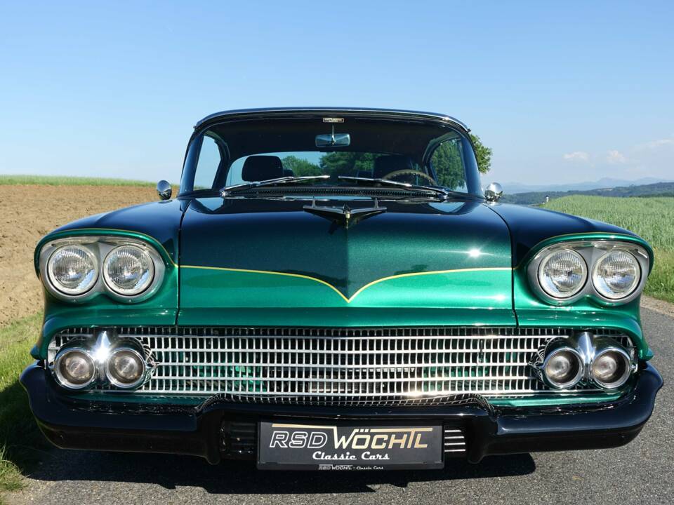 Image 2/42 of Chevrolet Bel Air Coupe (1958)