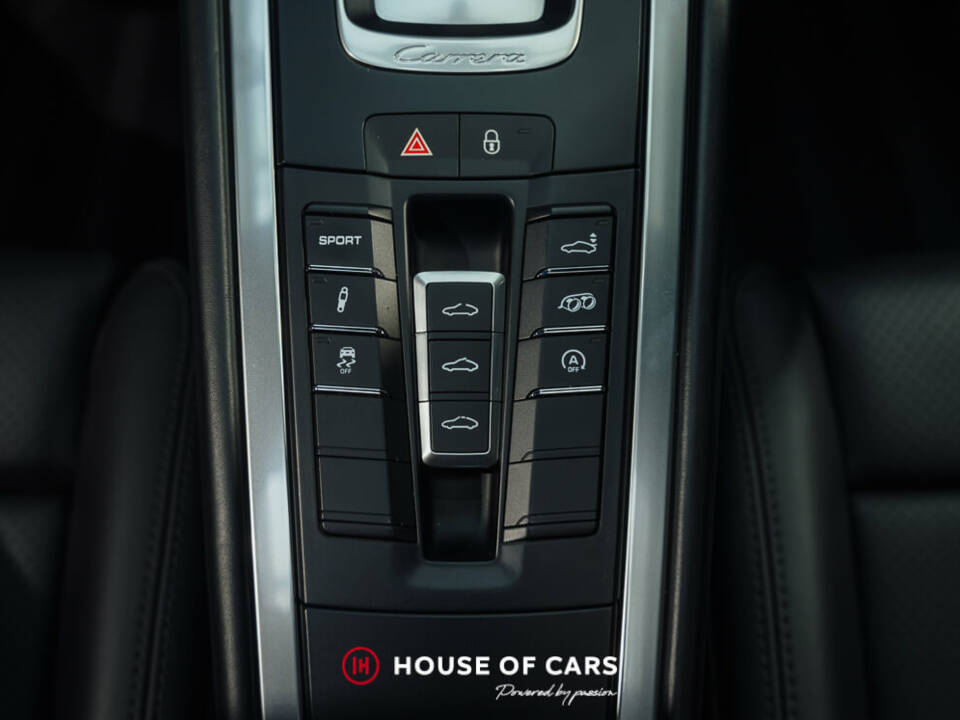 Image 23/25 of Porsche 911 Carrera 4S (2014)