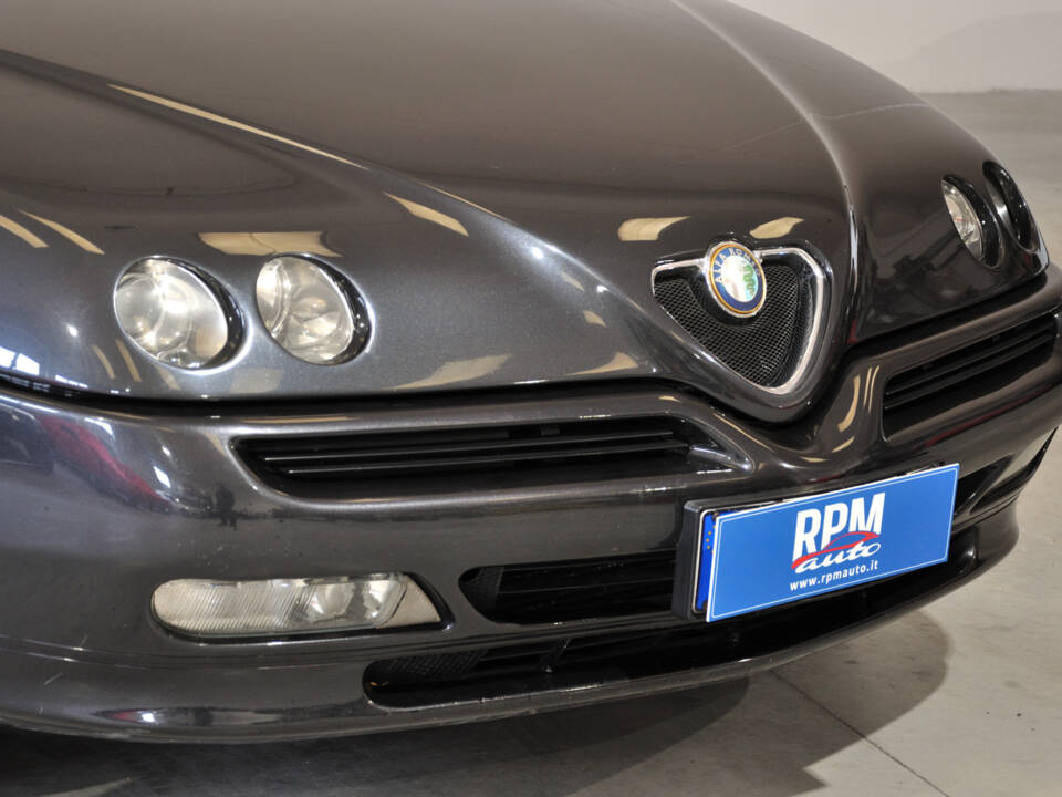 Image 8/29 of Alfa Romeo GTV 2.0 Twin Spark (2001)