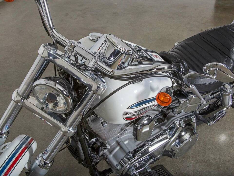 Image 16/31 of Harley-Davidson DUMMY (2005)