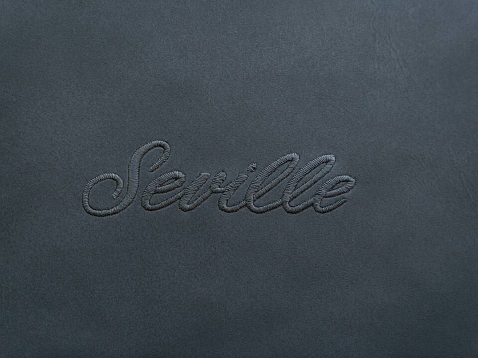 Immagine 33/50 di Cadillac Seville (1988)
