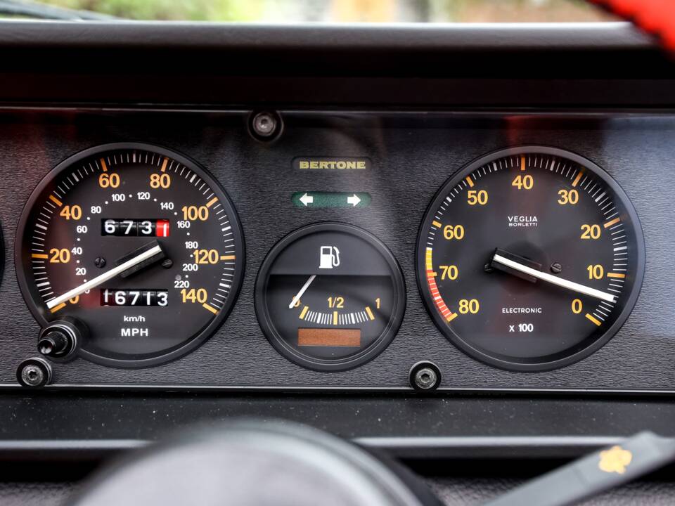 Image 41/50 of FIAT X 1/9 (1984)