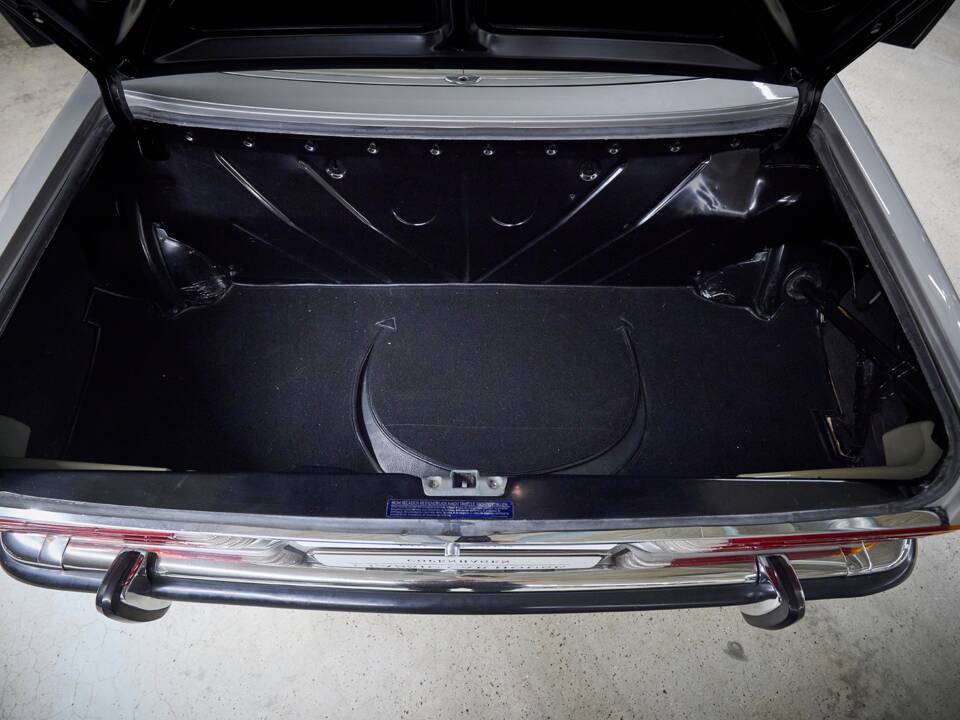 Image 33/100 de Mercedes-Benz 450 SL (1973)