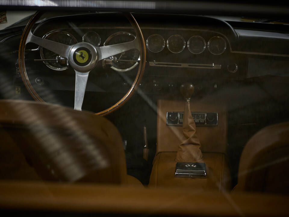 Bild 96/155 von Ferrari 250 GT 2+2 (1962)