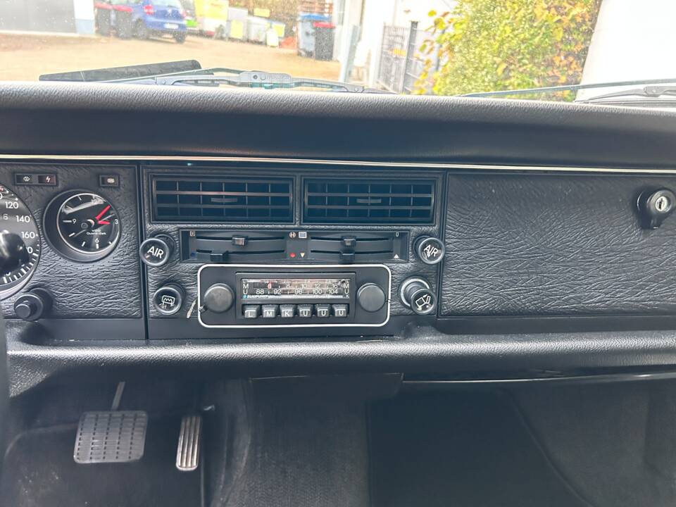 Image 19/47 of NSU Ro 80 (1976)