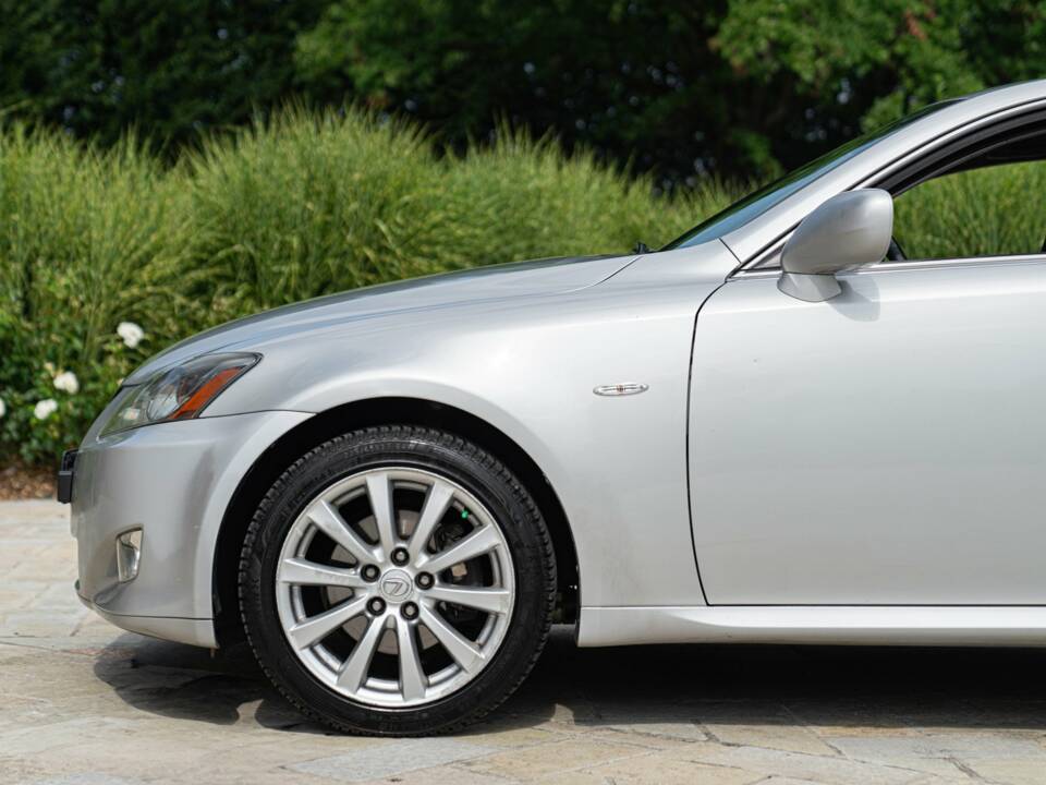 Afbeelding 18/50 van Lexus IS 220d (2006)