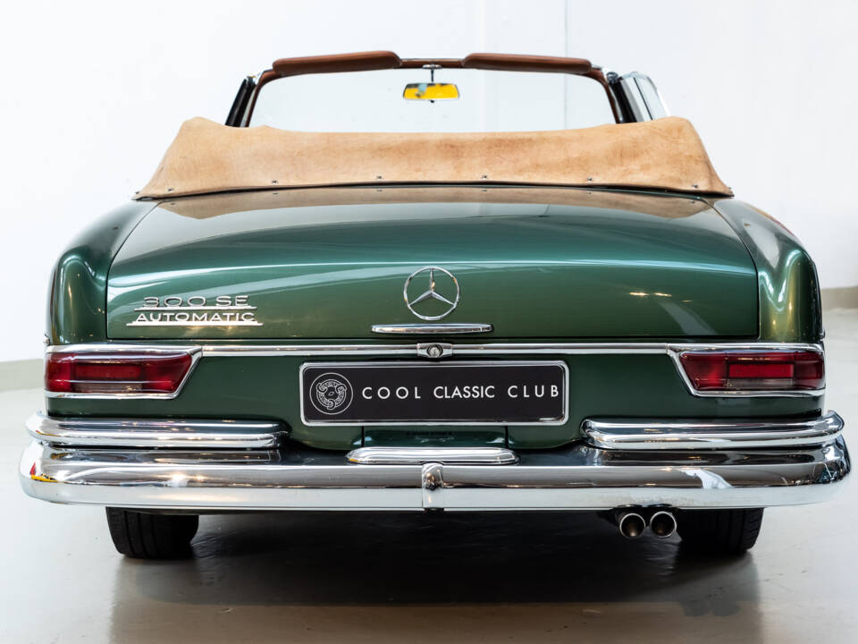 Image 5/47 de Mercedes-Benz 300 SE (1967)