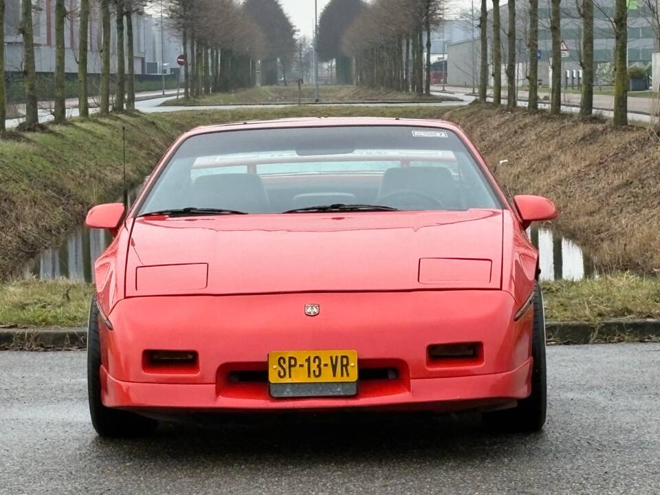 Image 2/31 de Pontiac Fiero GT (1987)