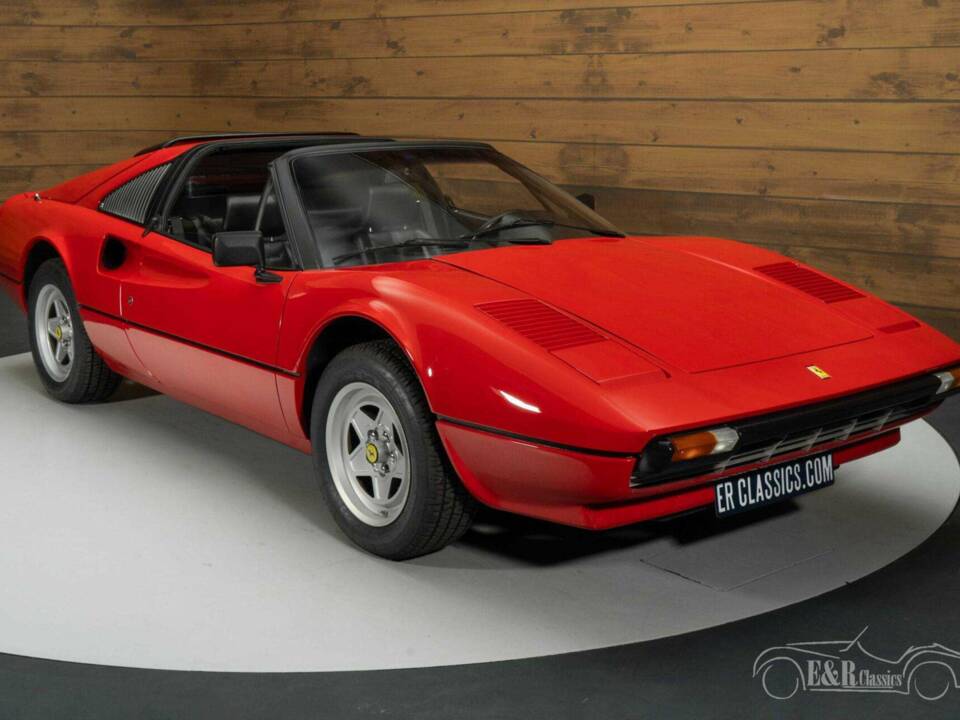 Immagine 4/19 di Ferrari 308 GTSi (US) (1982)