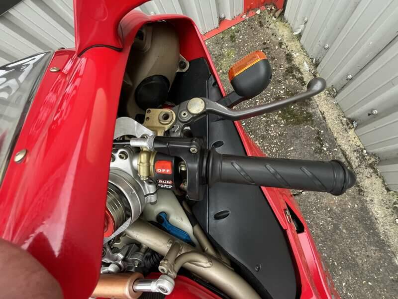 Image 18/30 of Ducati DUMMY (1995)