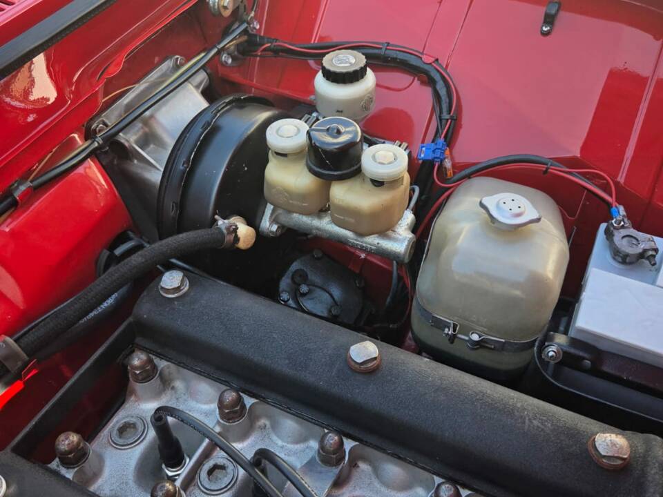 Image 31/50 of Alfa Romeo 2000 Berlina (1973)