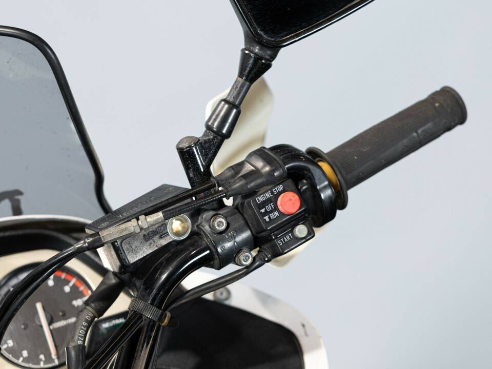 Bild 34/35 von Yamaha XTZ 750 Super Ténéré (1989)