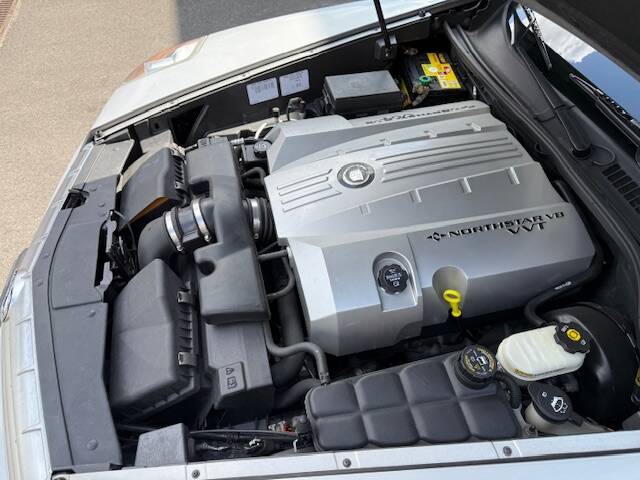 Imagen 22/30 de Cadillac XLR (2010)