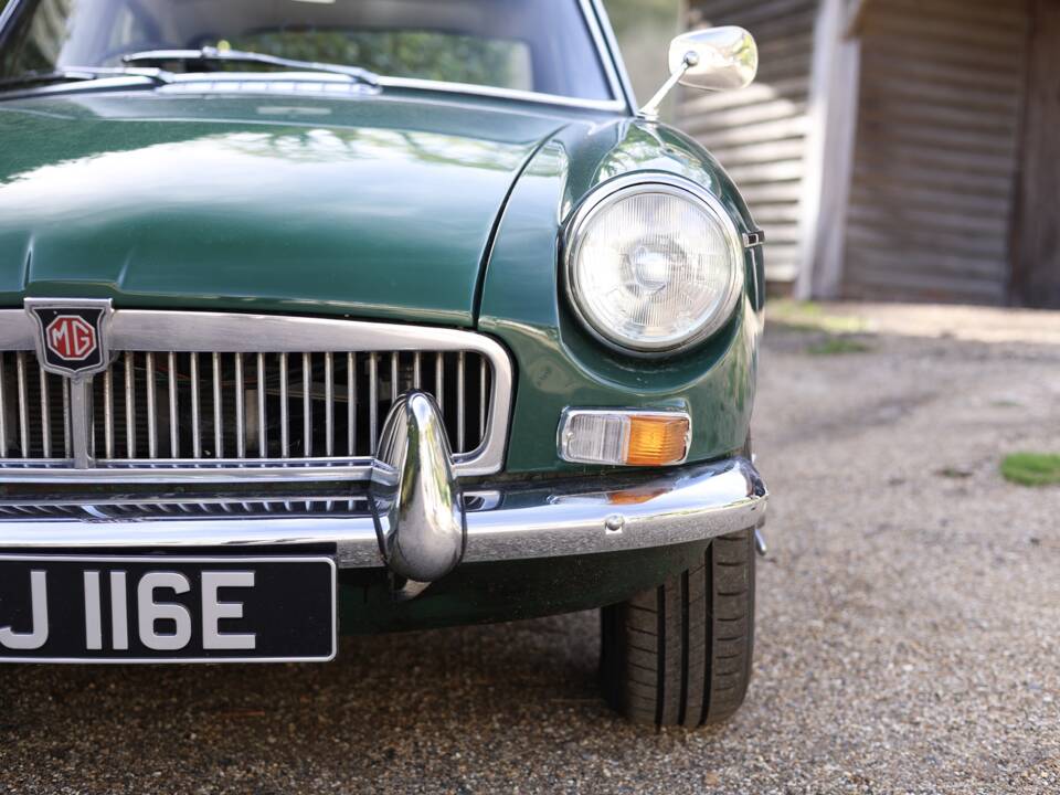 Bild 25/50 von MG MGB GT (1967)