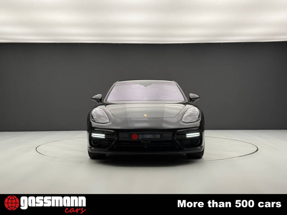 Image 2/15 of Porsche Panamera Turbo (2017)