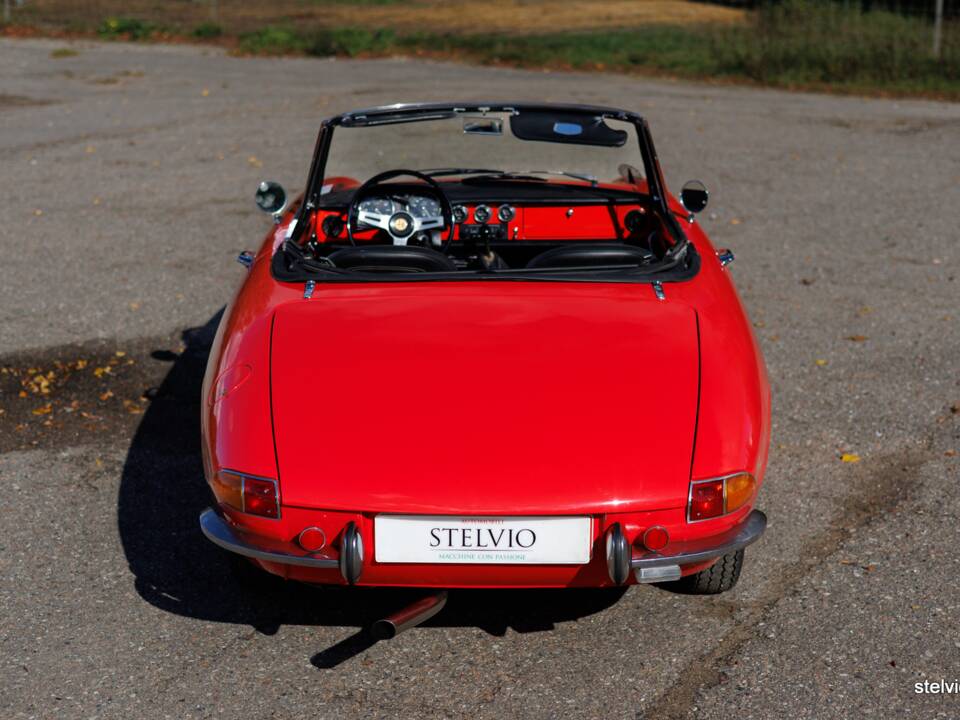 Afbeelding 16/50 van Alfa Romeo 1600 Spider Duetto (1967)