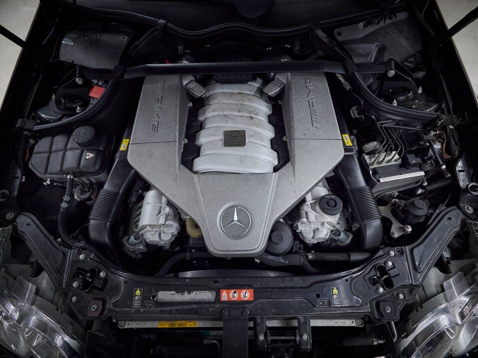 Bild 86/100 von Mercedes-Benz CLK 63 AMG Black Series (2007)