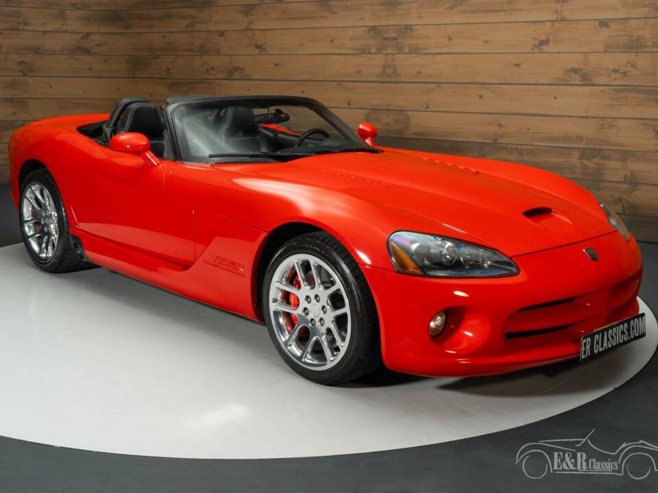 Image 1/6 of Dodge Viper SRT10 (2004)