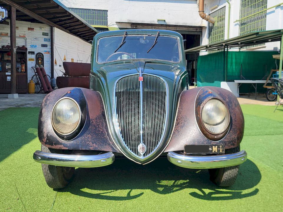 Image 6/75 of FIAT 1500 (1937)