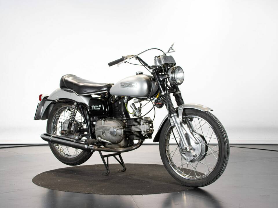 Immagine 6/50 di Cagiva DUMMY (1970)