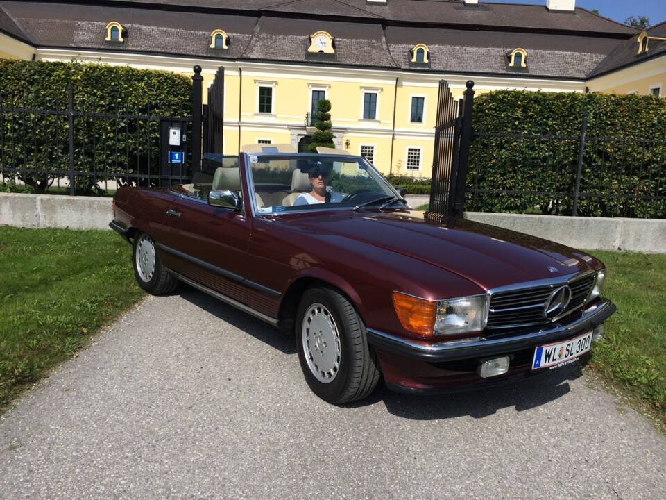 Image 6/22 of Mercedes-Benz 300 SL (1986)