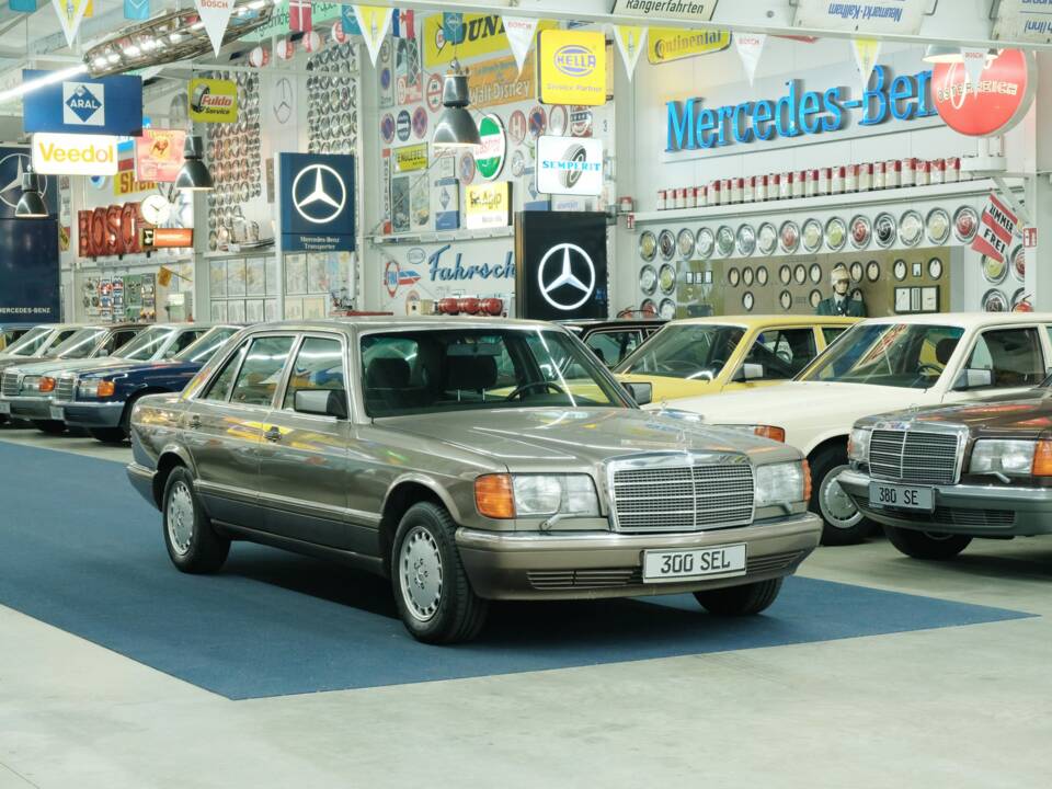 Bild 6/50 von Mercedes-Benz 300 SEL (1986)