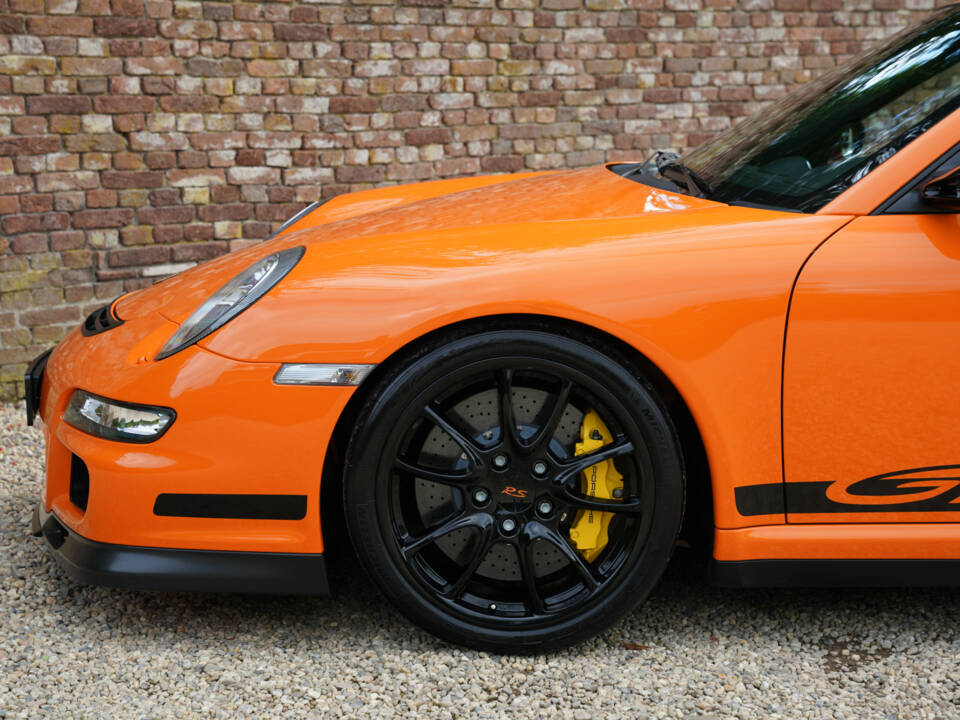 Image 37/50 de Porsche 911 GT3 RS (2008)