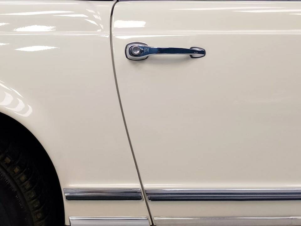 Bild 28/79 von Mercedes-Benz 230 SL (1965)