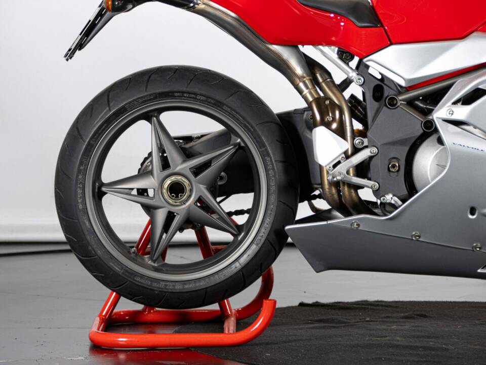 Bild 28/50 von MV Agusta F4 750 S (2000)