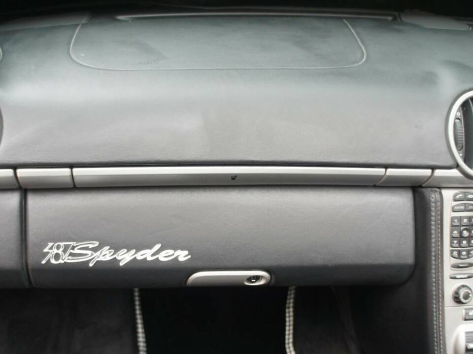 Image 68/99 of Porsche Boxster S (2005)