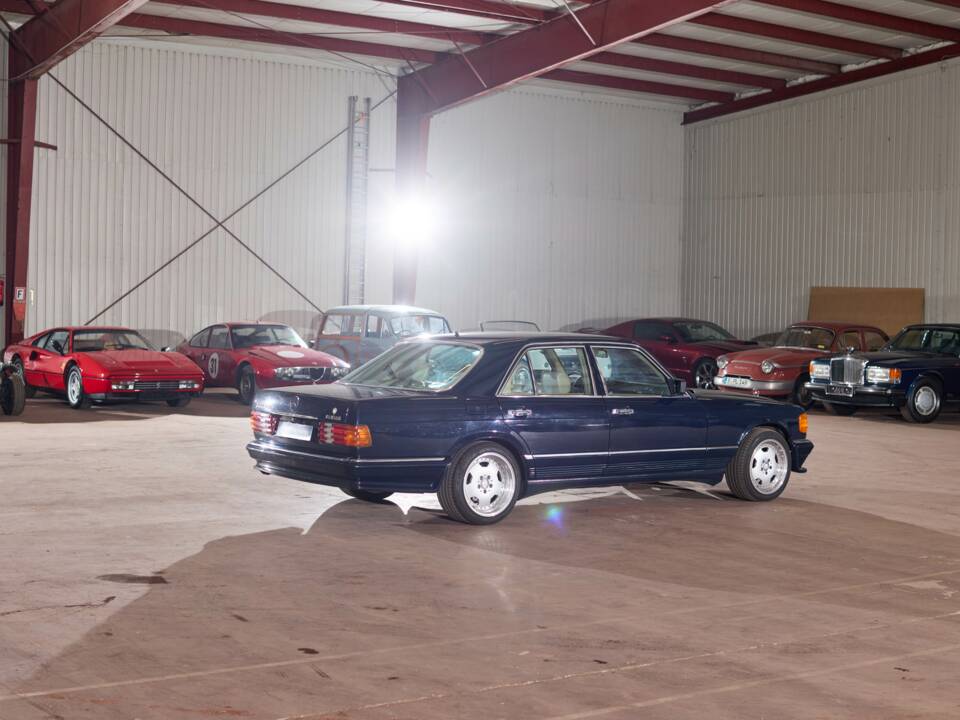 Bild 6/43 von Mercedes-Benz 380 SE (1984)