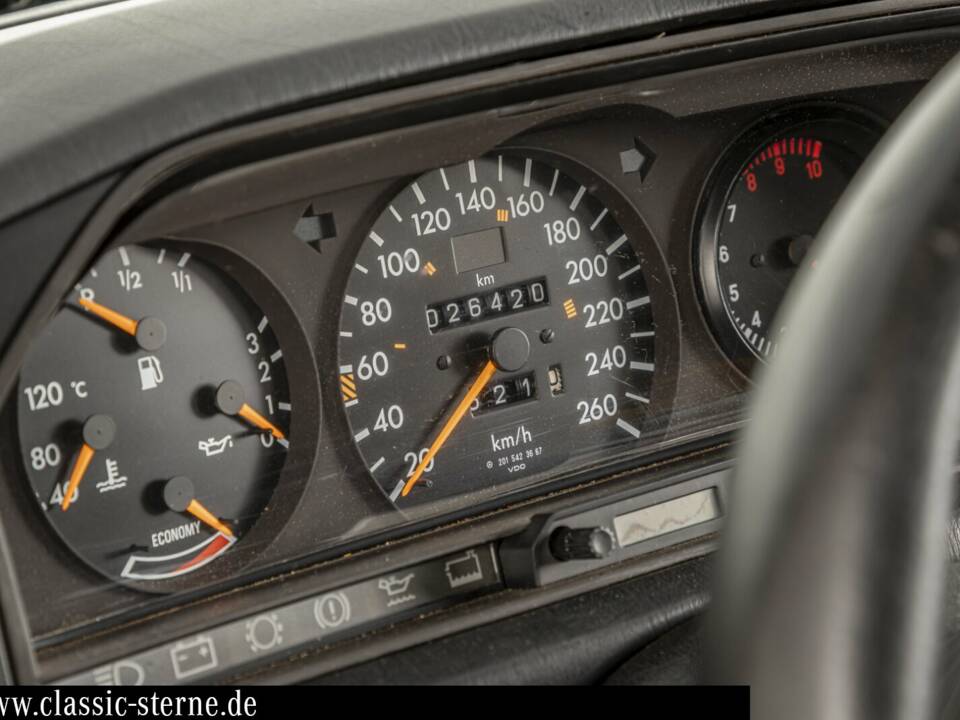 Bild 15/15 von Mercedes-Benz 190 E Evolution II (1990)