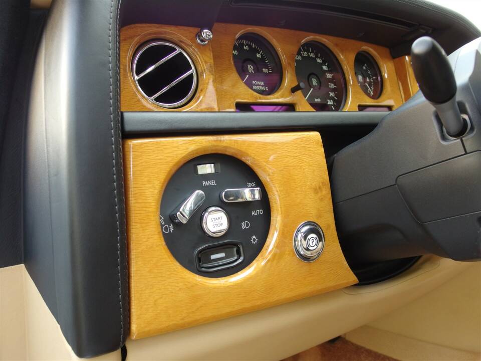Bild 47/98 von Rolls-Royce Phantom VII (2006)