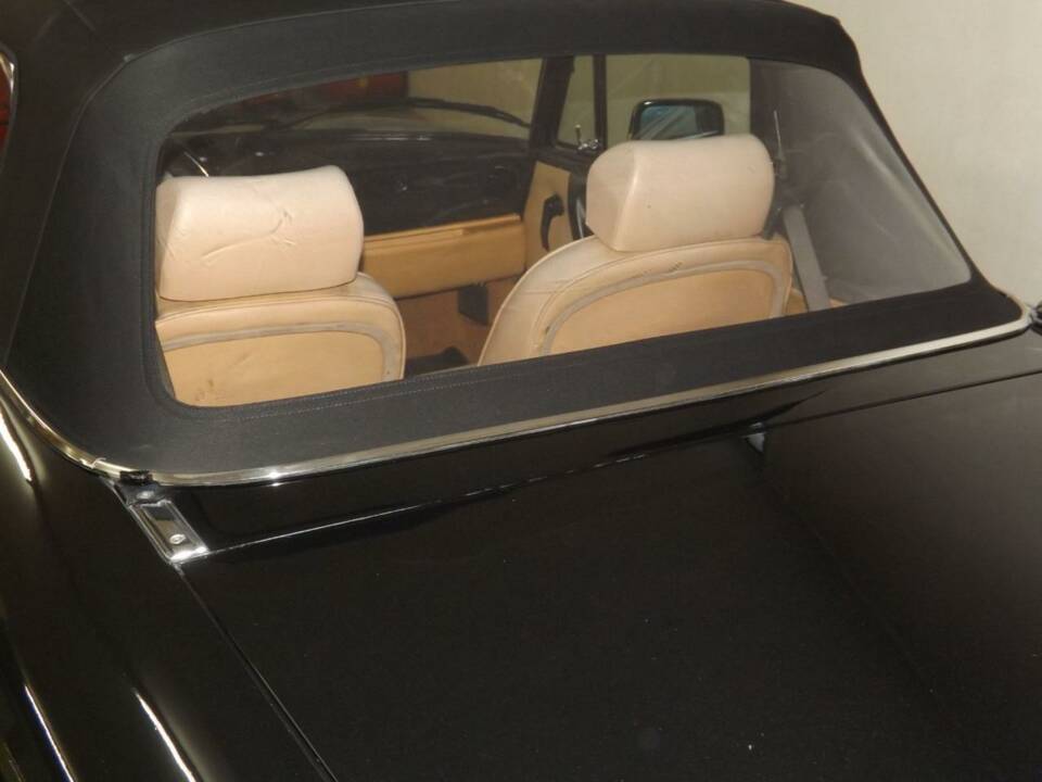 Bild 38/50 von Alfa Romeo 1.6 Spider (1991)