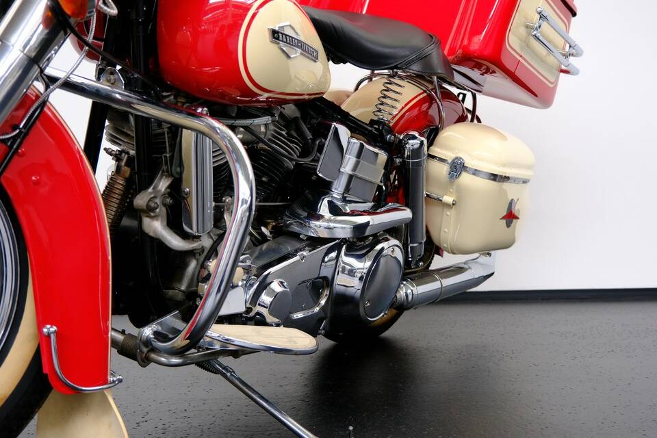 Image 35/75 of Harley-Davidson FL Panhead (1965)