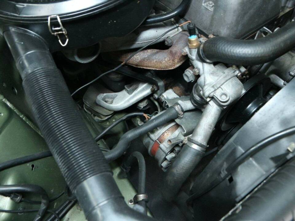 Bild 44/50 von Mercedes-Benz 300 D (1981)