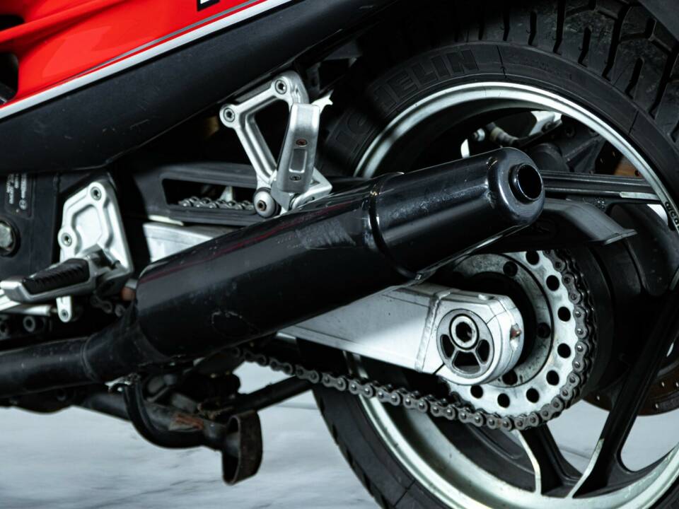 Image 11/50 de Ducati 750 Paso (1987)