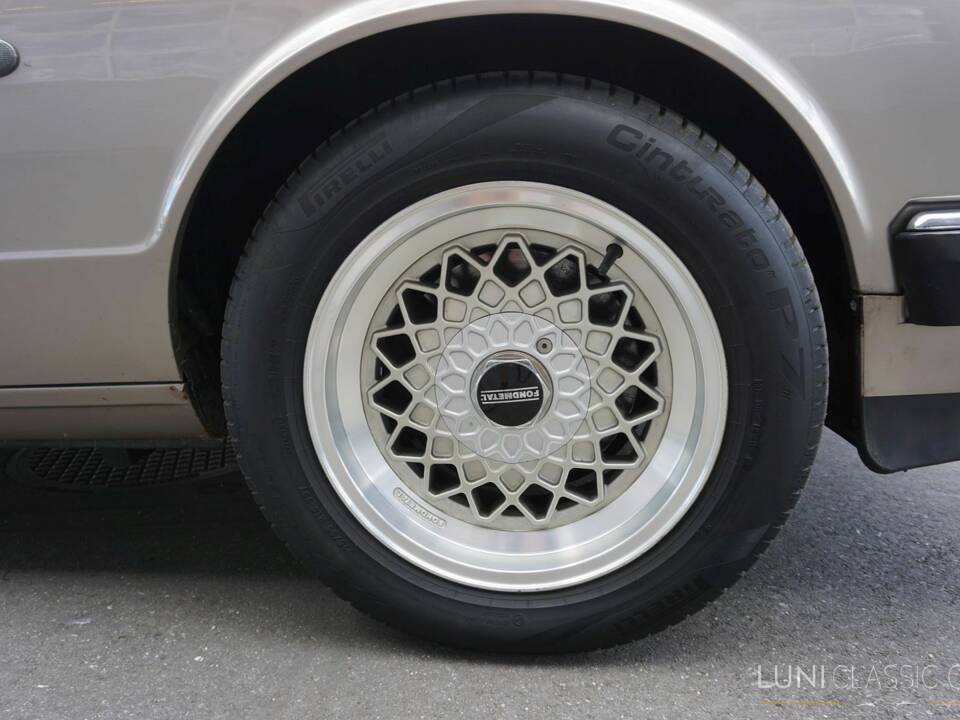 Image 31/61 de Jaguar Sovereign 3.6 (1987)